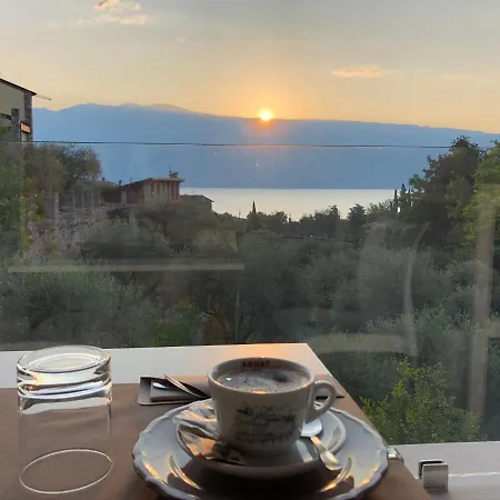 Bed and Breakfast La Cascata Negli Ulivi