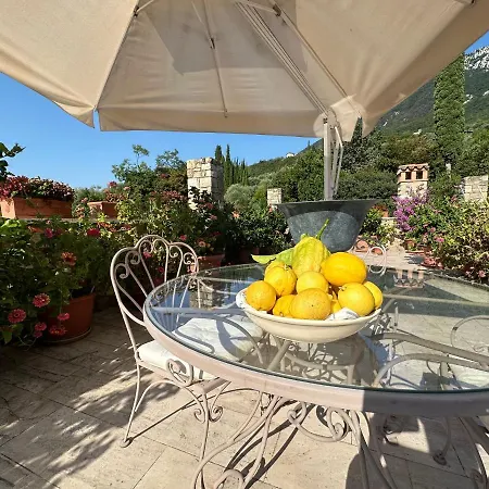 Bed and Breakfast La Cascata Negli Ulivi