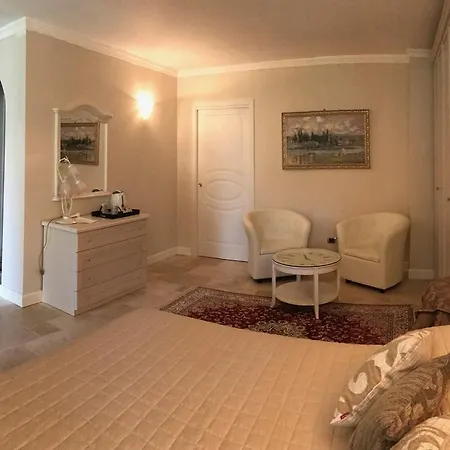 La Cascata Negli Ulivi Bed and Breakfast